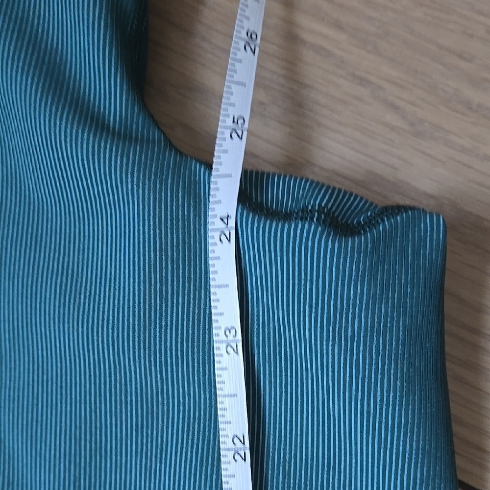 NWOT Lululemon Base Pace High-Rise Leggings 25” Two-Tone Ribbed Blue Green sz4 - Picture 9 of 9